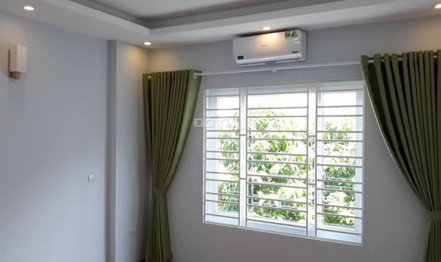 Hiếm cực hiếm! Bán nhà Mễ Trì, Đỗ Đức Dục, Miếu Đầm 37m2 x 5T mới tinh, cách đường ô tô 50m 2.85 tỷ