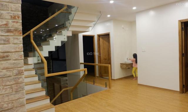 Cho thuê nhà 4,5 tầng, siêu đẹp siêu vip đường Nguyễn Tất Thành, Hải Châu