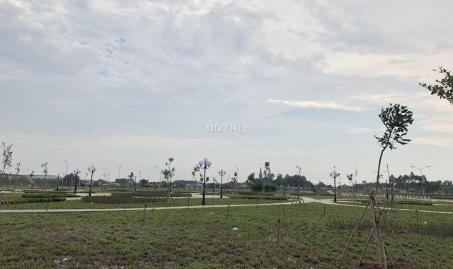 Cần bán lô đất ngay gần ngã tư Tân Phong, SH riêng, thổ cư 100%, trả trước 50%. LH 0942920920