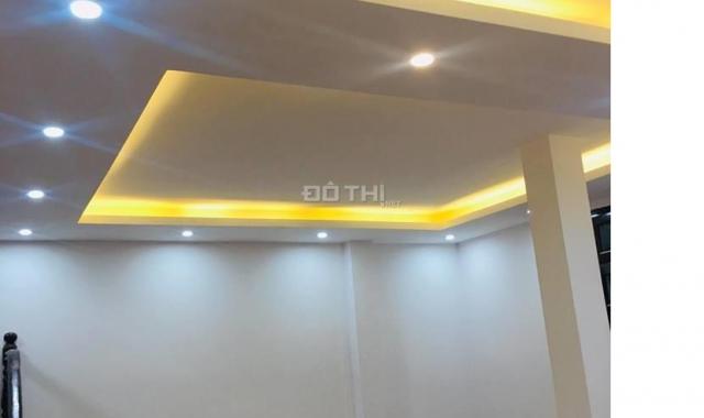 Hot nhà phố 8/3, Hai Bà Trưng, 2 mặt thoáng, ở ngay 46m2, 4 tầng, 4PN, 3.6 tỷ. LH 0868451555