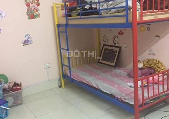 Bán nhà đẹp ở luôn Bồ Đề, Long Biên 34m2, 3 tầng, MT 5 m, chỉ 2.3 tỷ