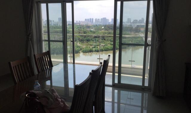 Bán gấp căn hộ 147m2 view sông Riverside Residence, giá 6.5 tỷ. LH 0916.555.439