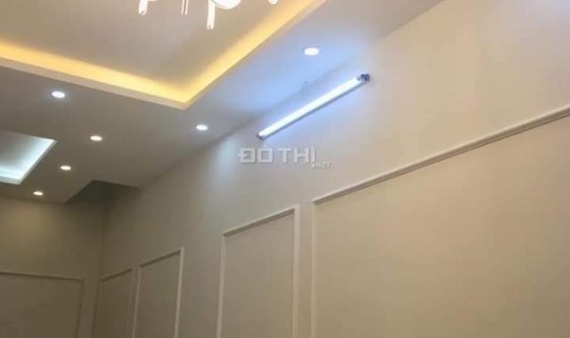 Trời ơi tin được không?? Nhà phố Láng 8.5 tỷ, kinh doanh