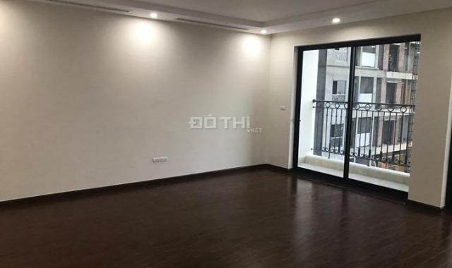 Bán gấp căn hộ 70m2 đã hoàn thiện đầy đủ nội thất cơ bản, 1,9 tỷ, liên hệ: 0918.446.389