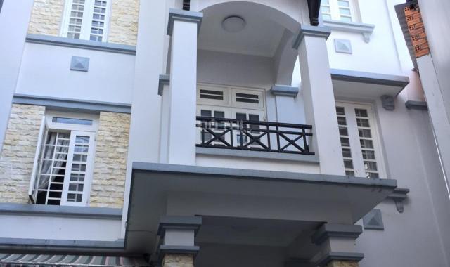 Cho thuê nhà MT 40B2 Nguyễn Văn Đậu, P. 5, Q. Phú Nhuận, DTSD 800m2, trệt, 4 lầu, nở hậu 15m