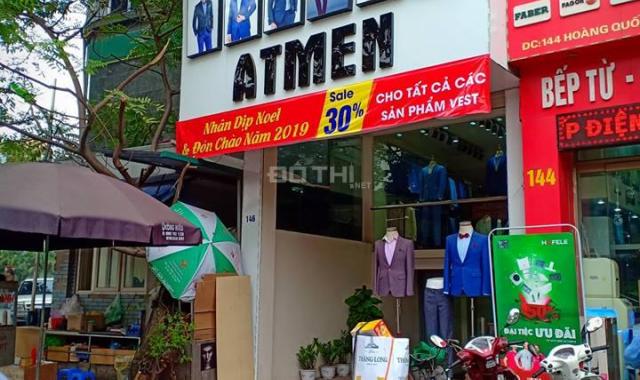 Sang nhượng cửa hàng thời trang 55m2, mặt tiền 5m, tại ngã 4 số 146 Hoàng Quốc Việt, chỉ 18.9 tr/th