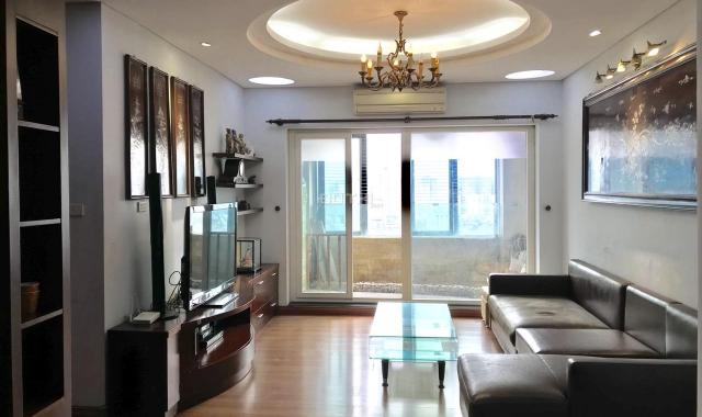 Cần bán căn hộ chung cư số 91 Nguyễn Chí Thanh, DT 126m2. Giá 30 tr/m2