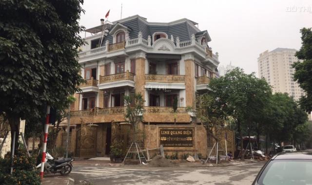 Bán biệt thự Hạ Đình 214 Nguyễn Xiển căn góc 2 mặt đường, 1 đường chính kinh doanh thương mại tốt