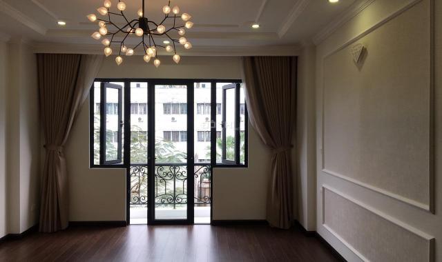 Cho thuê nhà MP Trần Đăng Ninh, Nguyễn Khánh Toàn, Cầu Giấy, 62m2x6T, TN, vị trí đắc địa, 40tr/th