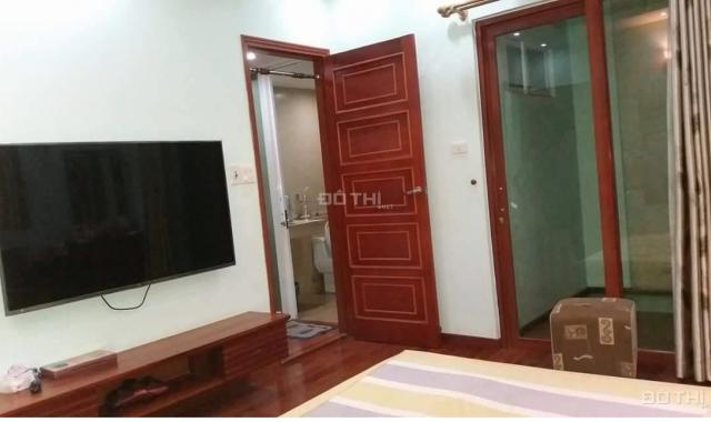 Bán nhà Mai Phúc, phân lô quân đội 67m2, hơn 3 tỷ. 0967838338