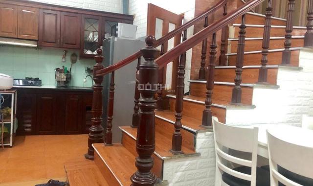 Nhượng lại nhà Yên Xá 32m2 x 2 tầng, gần viện 103, K, Bỏng, vị trí TT, nhà đẹp, giá chỉ 1,38 tỷ