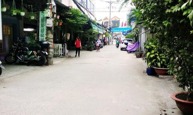 Bán nhà cấp 4 hẻm xe hơi 458 Huỳnh Tấn Phát, phường Bình Thuận, Quận 7
