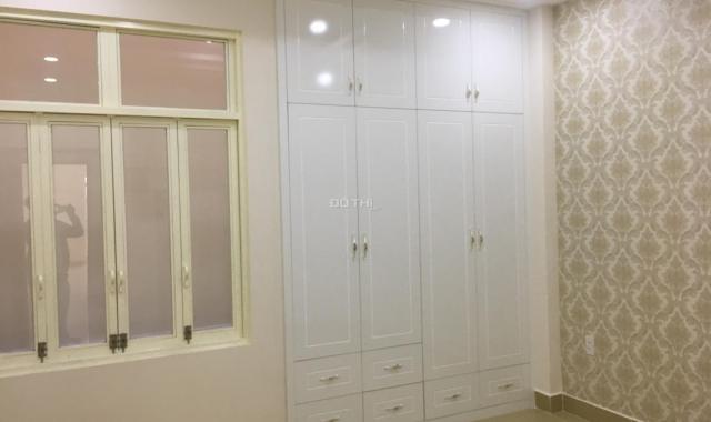 Nhà mới xây đường 12, Hiệp Bình Chánh, TĐ, SHR, HXH, 80m2, 3 lầu, sân đậu xe hơi, có chốt bảo vệ