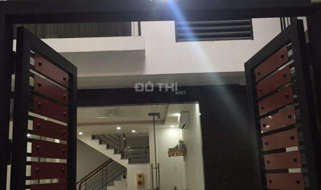 Cần bán nhà 15 phòng ngõ phố Đào Tấn, Linh Lang, dt 200 m2, 5T mới, giá 28 tỷ