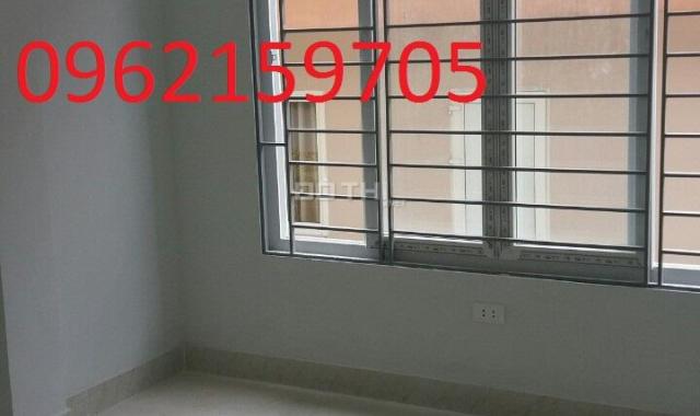 Gia đình bán nhà xây mới tinh - 1.65 tỷ Hữu Hưng - Đại Mỗ - Vạn Phúc, 3T*34m2, 3PN. 0962159705