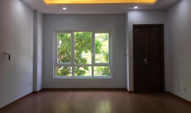 Tôi đăng bán nhà riêng phố Vũ Tông Phan, Khương Đình, Thanh Xuân, nhà 5 tầng đẹp ô tô đỗ cạnh nhà