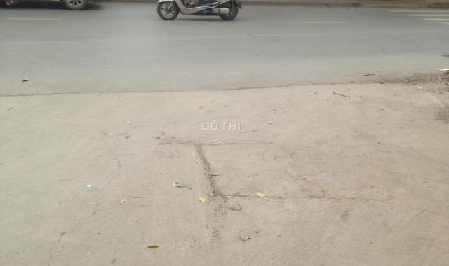 Cần tiền bán đất phân lô quân đội đường Kim Giang ô tô đỗ cửa 33m2, MT 4.5m