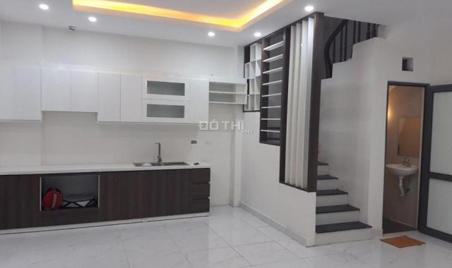 Cần bán nhà số 18 ngõ 31 phố Tam Khương, (Ngõ 10)Tôn Thất Tùng: 42m2 x 5 tầng mới đẹp, giá 4,5 tỷ