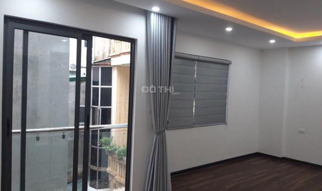 Cần bán nhà số 18 ngõ 31 phố Tam Khương, (Ngõ 10)Tôn Thất Tùng: 42m2 x 5 tầng mới đẹp, giá 4,5 tỷ