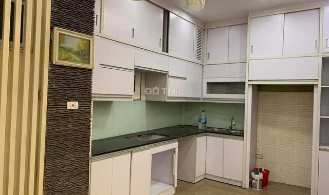 Bán nhà tại phường Ngã Tư Sở, Đống Đa, Hà Nội, 70m2, giá 4,5 tỷ. LH 0365087780