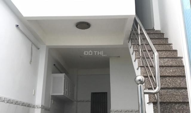 Kẹt vốn KD cần bán nhà lầu, sân thượng, hẻm Nguyễn Trãi, P2, Q5, 0909265424