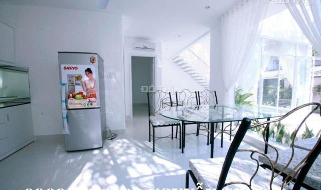 Villa phường Bình An, quận 2, giá 30.15 triệu/tháng, hồ bơi, sân vườn