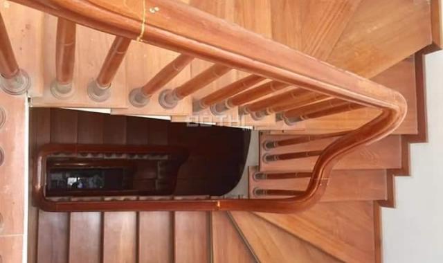 Bán gấp nhà ngõ 218 Lạc Long Quân, 1,95 tỷ 22m2 x 3T, liên hệ 0961563937