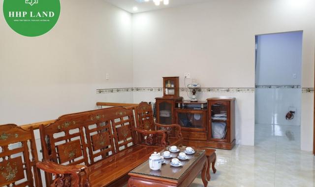 Cho thuê biệt thự xây mới, full nội thất, gần trường Bùi Thị Xuân. LH: 0786494268