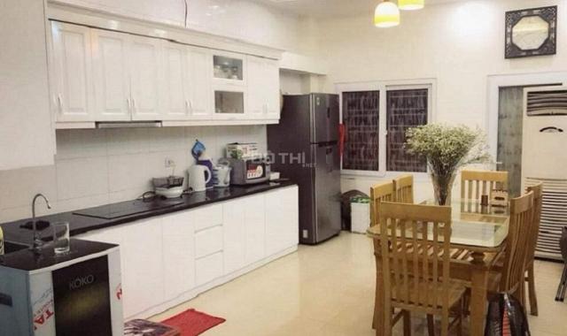 Bán gấp nhà Trần Khát Chân, Hai Bà Trưng 45m2, 4 tầng, giá 3.3 tỷ. LH 0824231789