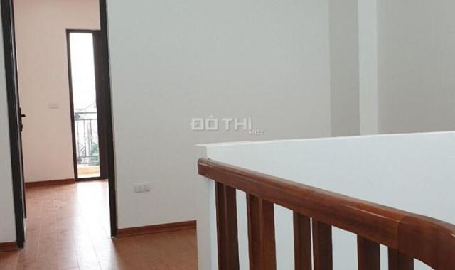 Bán 01 căn xây riêng lẻ Thạch Bàn 59m2 x 3 tầng, ngõ 2,3m, giá 1,78 tỷ (cách chợ Đồng Dinh 100m)