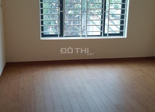 Bán nhà riêng tại phố Nguyễn Đức Cảnh, Hoàng Mai. DT 36m2, mt 4m, 5 tầng, giá 2,95 tỷ