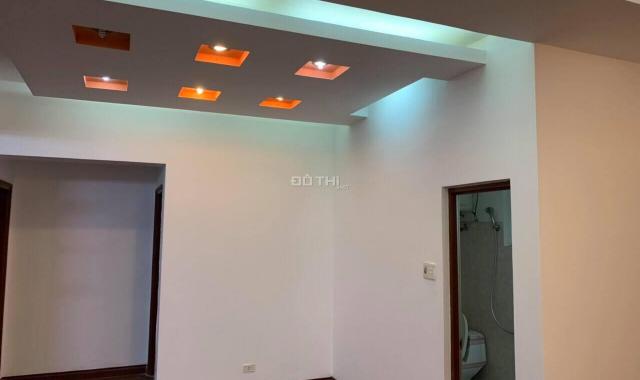 Bán gấp chung cư CT1 Mỹ Đình 2, giá rẻ, 108m2, 3 phòng ngủ