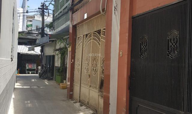 Chính chủ đi nước ngoài cần bán gấp nhà đường Huỳnh Văn Bánh, đang cho thuê 35tr/tháng