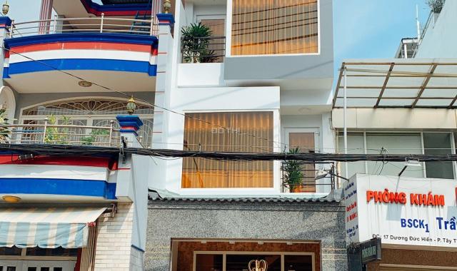 Bán nhà đẹp, mặt tiền sung đường rộng 20m trung tâm quận Tân Phú, 4x17m, đúc 4 tấm. Giá 10,9 tỷ TL
