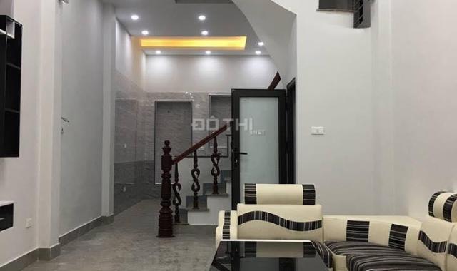 3 tỷ có nhà phố Chính Kinh, 4 tầng, 40m2, kinh doanh cực tốt, LH: Thông 0963708391