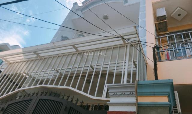 Cần Bán nhà đường Nguyễn Xí, Bình Thạnh. Nhà hẻm xe hơi, gần mặt tiền, diện tích: 56m2, giá: 6.1 tỷ