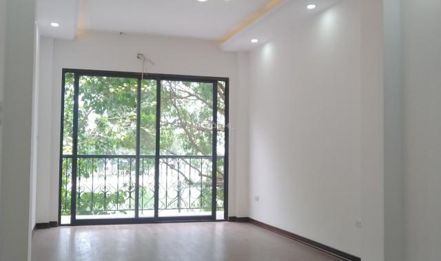 View hồ Hoàng Cầu, MP Đặng Tiến Đông, Đống Đa, 11 tỷ, 45m2*6T, thang máy cực đẹp