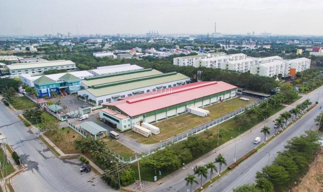 Lô đất vị trí vàng giá rẻ như cho, 647m2, hai MT đường tráng nhựa liền kề QL 1A. Lh: 0334810489