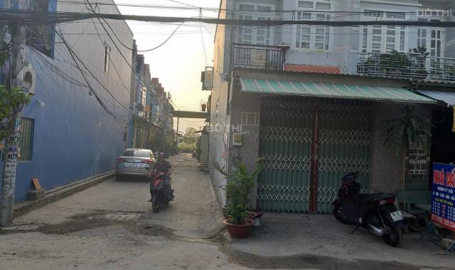 Hot, chính chủ kẹt tiền bán gấp nhà tại xã Vĩnh Lộc B, huyện Bình Chánh, 0983702711