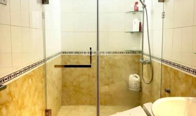 Nhà đẹp phố Đông Tác 45m2 x 4T, lô góc 2 mặt thoáng, ô tô đỗ cạnh nhà giá 5,4 tỷ