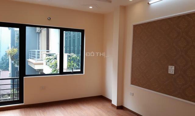 Bán nhà phố Trung Kính, Cầu Giấy. DT 60m2 x 4T, ô tô vào nhà, giá 7.8 tỷ