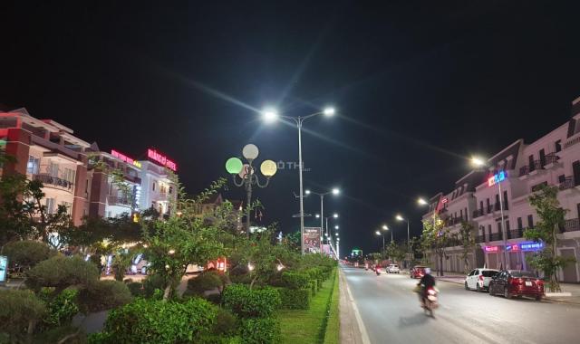 Nhà đi nước ngoài cần bán ngay 1 lô 154m2 mặt tiền đại lộ Hùng Vương, Tuy Hòa, Phú Yên