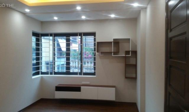 Bán gấp nhà phố Thái Hà, DT 52m2 x 7T, vỉa hè kinh doanh 3 ô tô tránh, giá 12 tỷ