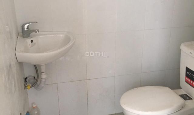 2 tỷ nhà mới, mặt tiền 4m, đường 2.5m Nam Dư