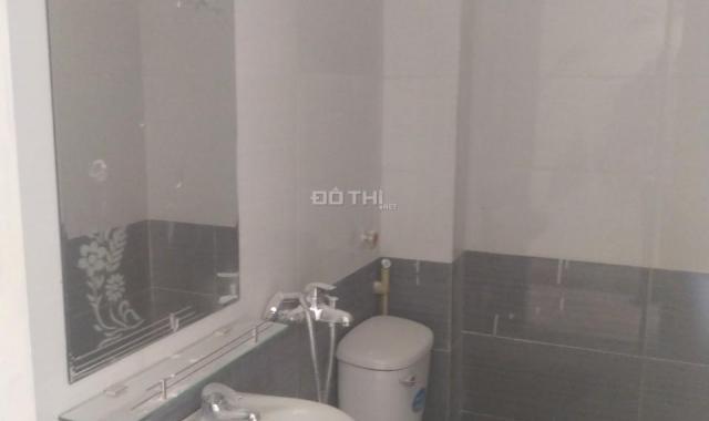 Bán nhà xây mới 32m2*4T cách KĐT Thanh Hà 500m, giá 1 tỷ 80tr, ô tô đậu trước nhà. LH 0907290666