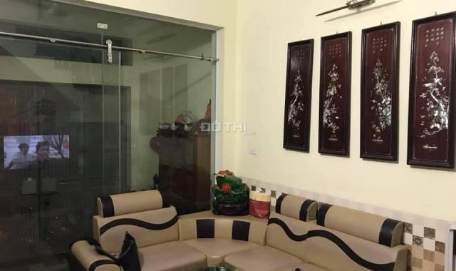 Bán nhà Mễ Trì 41m2 x 2.5 tầng ngõ thông thoáng, nở hậu giá 2.8 tỷ. LH: 0832354355