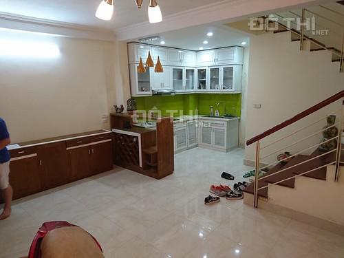 Bán nhà DT 34m2, Nguyễn Chí Thanh, 5T, 3PN, giá 3.3 tỷ