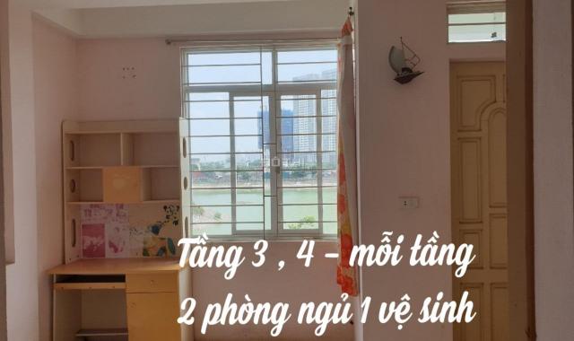 Cho thuê nhà mặt đường, mặt hồ, vỉa hè rộng tại Khương Đình, 40m2 x 4 tầng. Giá 15 tr/tháng