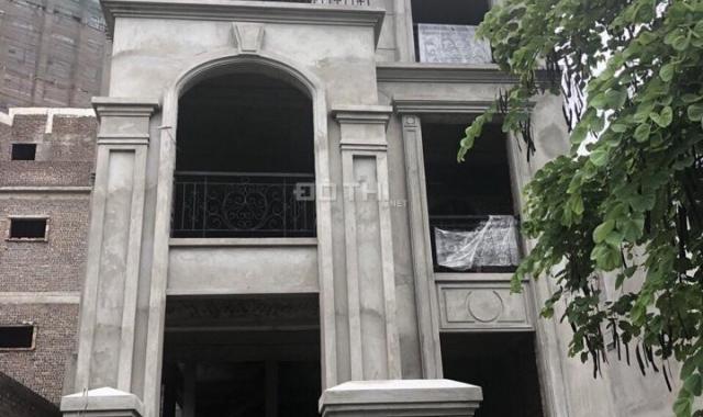 Tôi cần bán gấp 2 căn biệt thự Tây Hồ Residence, 131.1m2, 3.5 tầng + 1 hầm ô tô, giá 18.2 tỷ