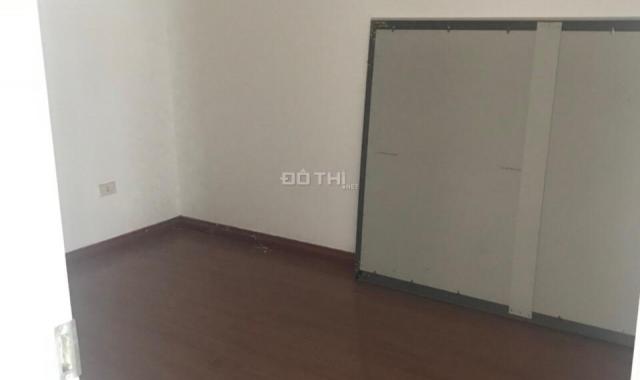 Cần bán căn hộ chung cư 3 phòng ngủ tại KĐT Việt Hưng, Long Biên